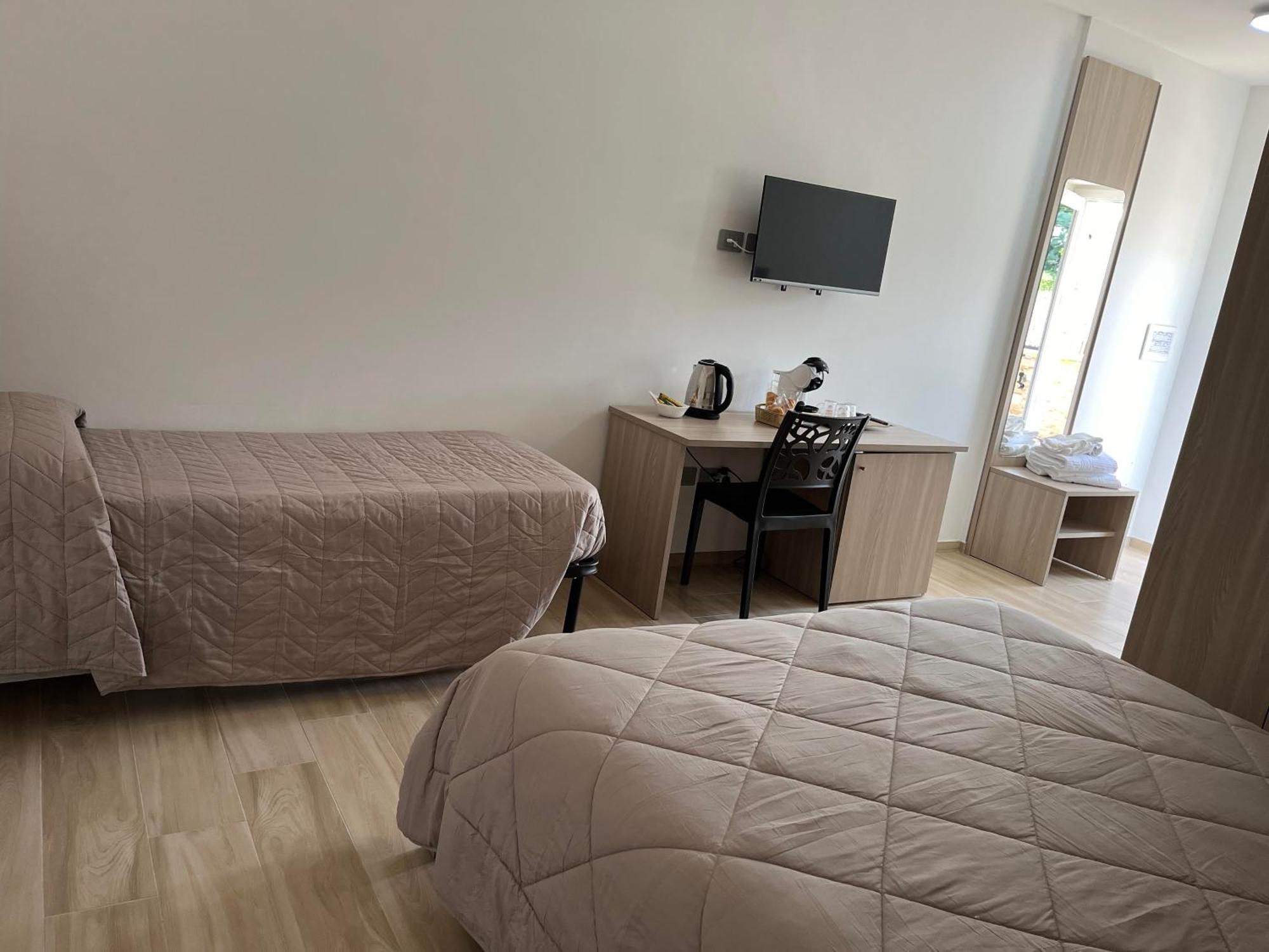 B&B La Terrazza Polifrone Cotronei Exterior foto