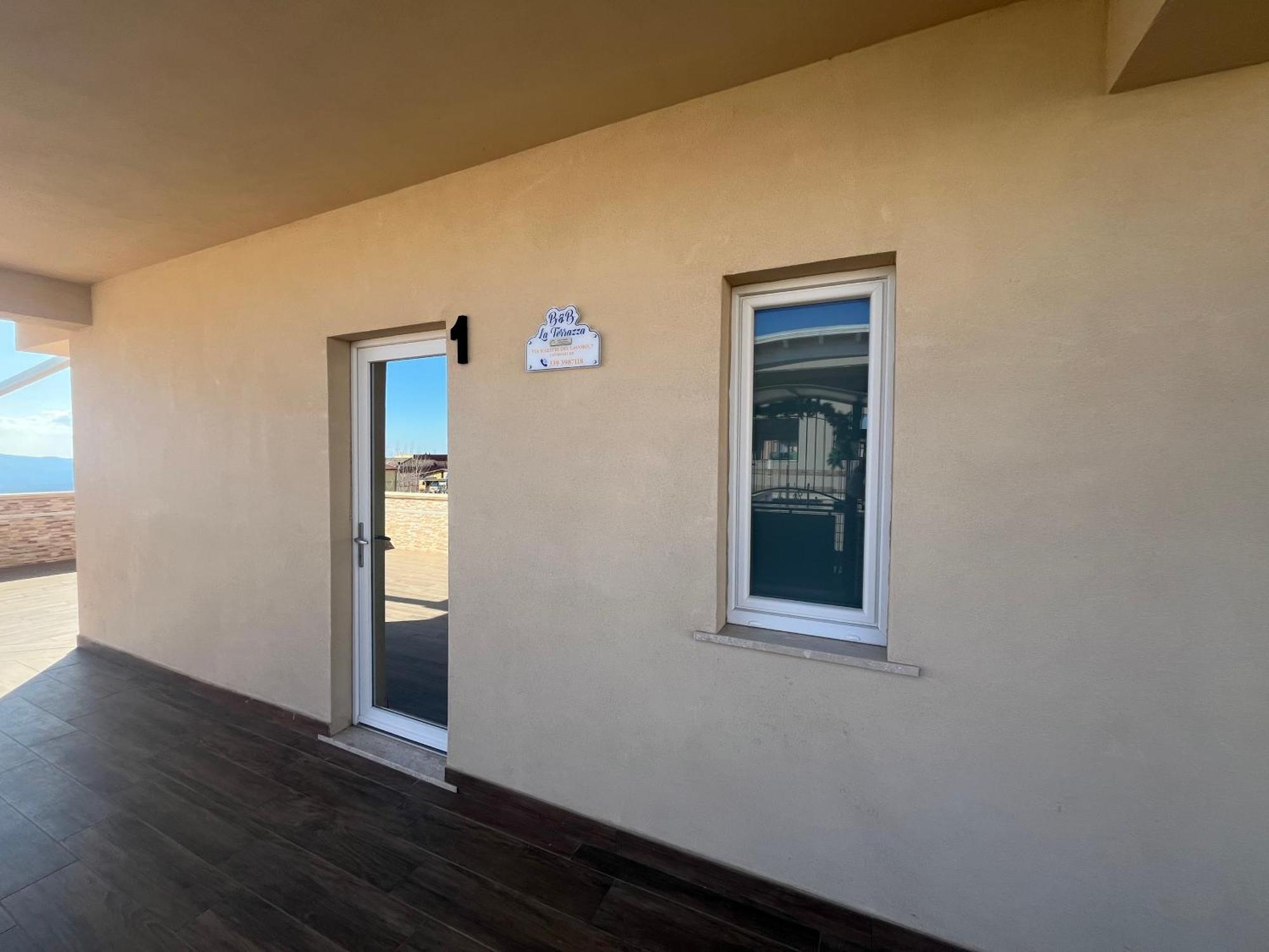 B&B La Terrazza Polifrone Cotronei Exterior foto